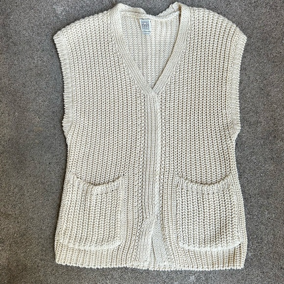 Toteme cream Vest - Picture 2 of 8
